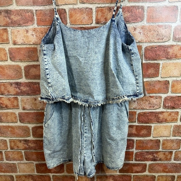 Promesa Pants - Denim faux crop top distressed look Romper 80’s, 90’s acid wash retro look